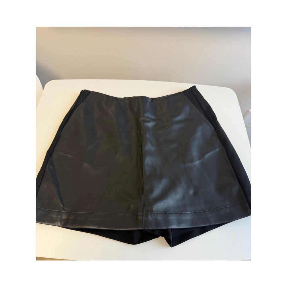 Cabi Black High-Waist Shorts with Faux Leather Front – Size 2